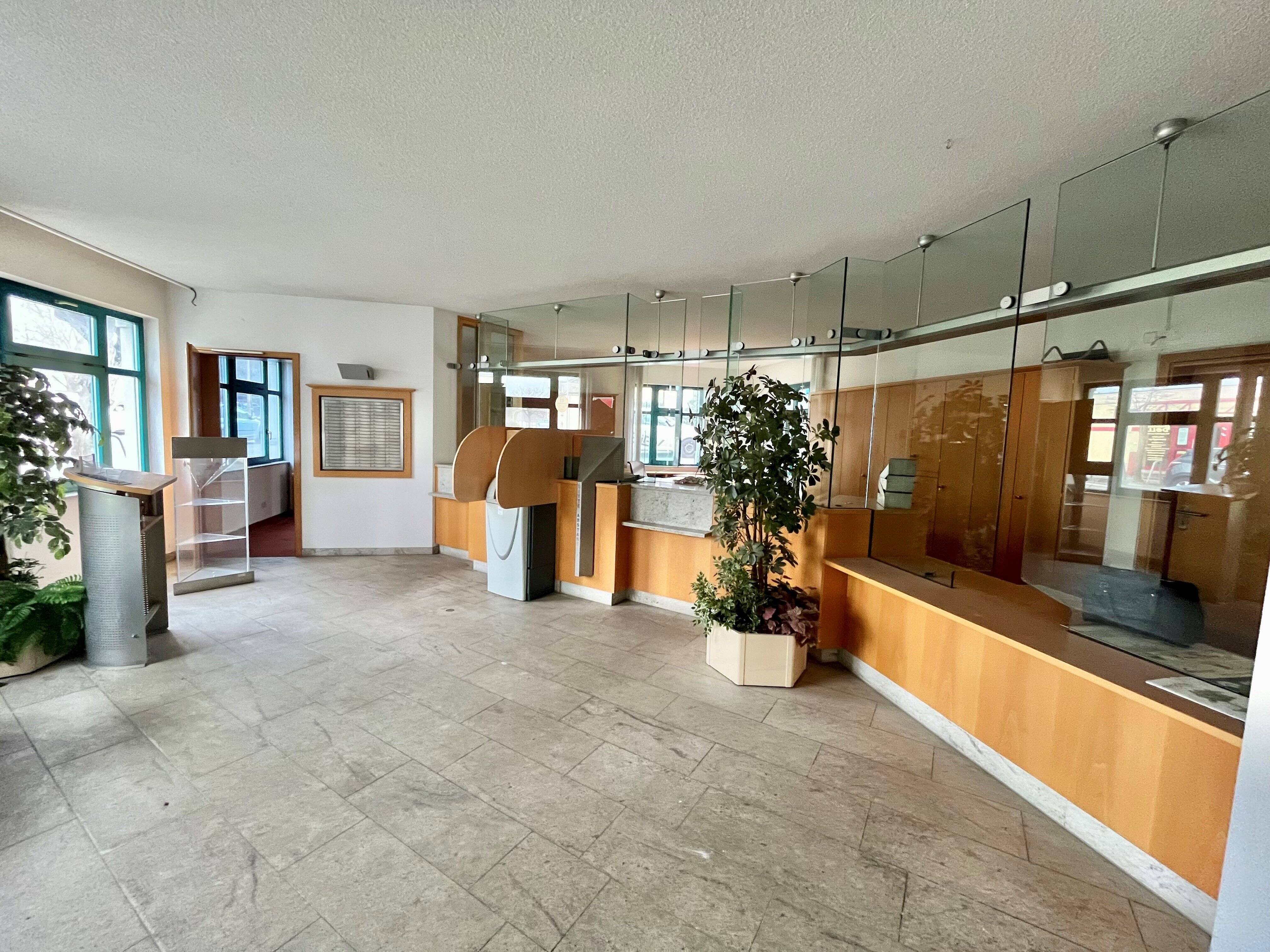 Büro-/Praxisfläche zur Miete provisionsfrei 140 m²<br/>Bürofläche Waldenburger Straße 109 Limbach-Oberfrohna Limbach-Oberfrohna 09212