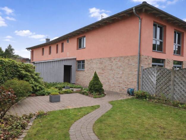 Doppelhaushälfte zum Kauf 698.000 € 5 Zimmer 147 m² 341 m² Grundstück Wedel 22880