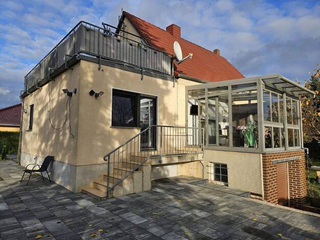 Einfamilienhaus zum Kauf 398.000 € 5 Zimmer 140 m² 1.065 m² Grundstück Naundorf Kabelsketal 06184