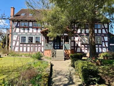 Mehrfamilienhaus zum Kauf 460.000 € 9 Zimmer 230 m² 1.556 m² Grundstück Treisbach Wetter 35083