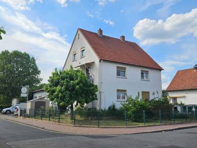 Haus zum Kauf 419.000 € 10 Zimmer 204 m² 680 m² Grundstück Rückingen Erlensee 63526