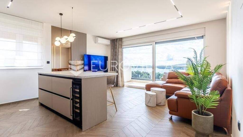 Wohnung zur Miete 1.200 € 2 Zimmer 67 m² 3. Geschoss Seget Donji Seget