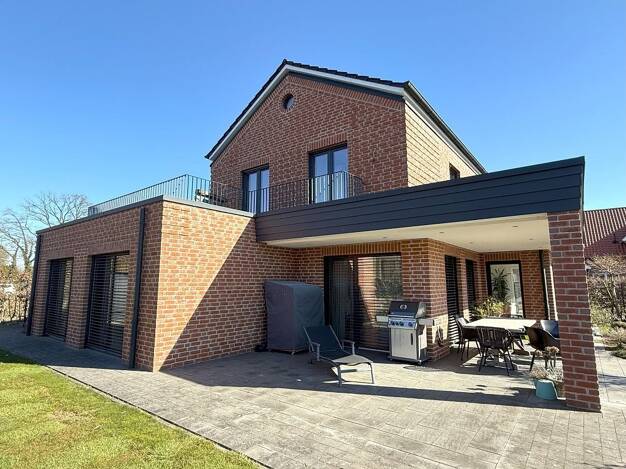 Haus zum Kauf 765.000 € 6 Zimmer 208 m² 1.098 m² Grundstück Lindern Lindern (Oldenburg) 49699