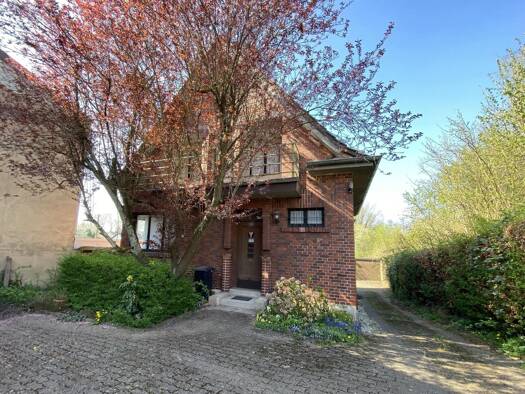 Einfamilienhaus zum Kauf 278.000 € 5 Zimmer 145 m² 2.170 m² Grundstück frei ab sofort Schwalbach Schwalbach 66773