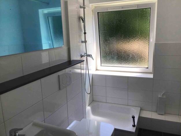 Wohnung zur Miete 710 € 3 Zimmer 79,1 m² 1. Geschoss frei ab 30.01.2027 Danziger Straße 2 Schwarzenbek 21493
