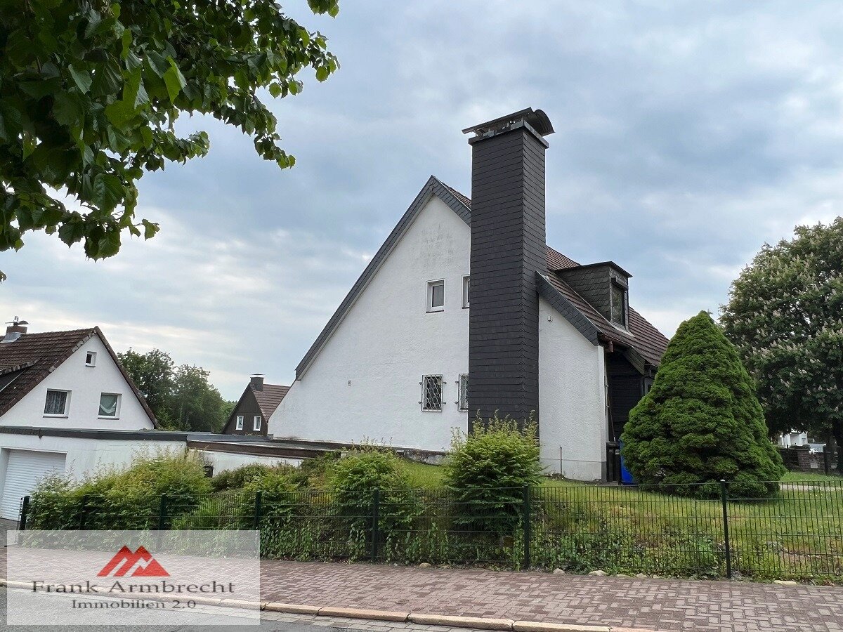 Einfamilienhaus zum Kauf 198.000 € 7 Zimmer 223 m²<br/>Wohnfläche 626 m²<br/>Grundstück Braunlage Braunlage 38700