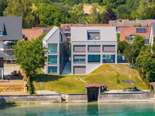 Villa zum Kauf - Erstbezug provisionsfrei 3.700.000 € 5 Zimmer 242 m² 521,7 m² Grundstück frei ab sofort Rheinstraße 4 Öhningen Öhningen 78337