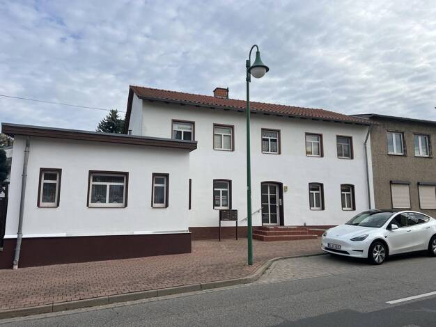 Wohnung zur Miete 200 € 2 Zimmer 35,5 m² EG Hamburger Str 5 Hecklingen 39444