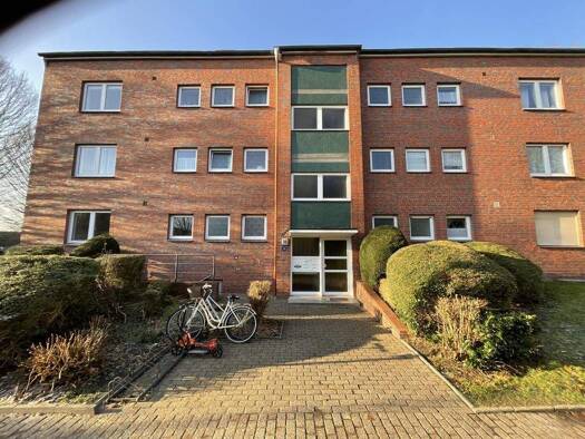 Wohnung zur Miete 539 € 4 Zimmer 80,8 m² EG Ölhafendamm 30 Heppens Wilhelmshaven 26384