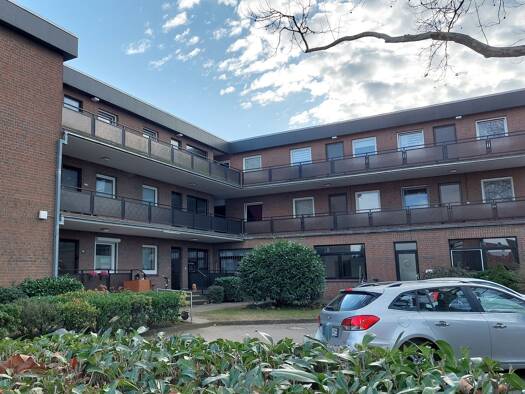 Wohnung zur Miete 850 € 1 Zimmer 63 m² Geschoss 1/3 frei ab 01.04.2026 Bahnhofstraße 88 Neu Wulmstorf 21629