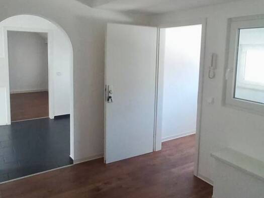 Wohnung zur Miete 790 € 2 Zimmer 70 m² Geschoss 2/3 frei ab sofort Mundenheim Ludwigshafen am Rhein 67065