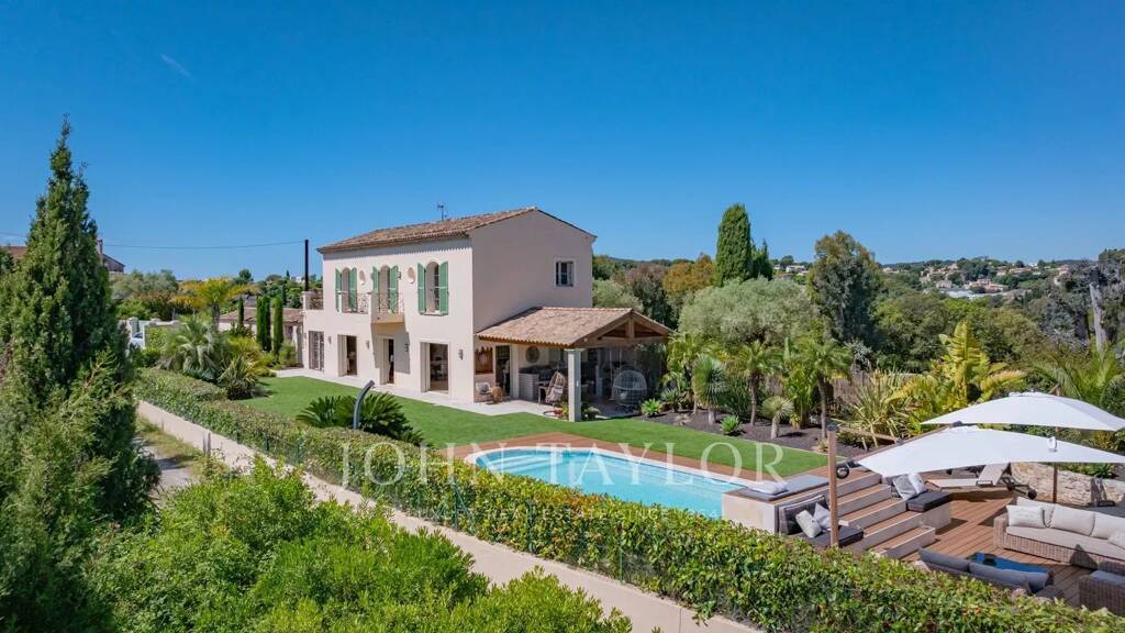 Villa zum Kauf provisionsfrei 2.089.000 € 5 Zimmer 178 m² 1.600 m² Grundstück Les Cougoulins-Rastines Antibes 06600