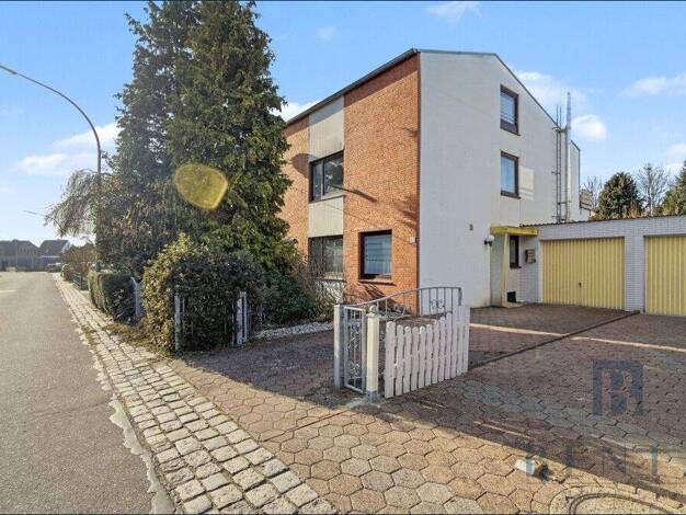 Doppelhaushälfte zum Kauf 218.000 € 5 Zimmer 111 m² 318 m² Grundstück Leherheide Bremerhaven 27578