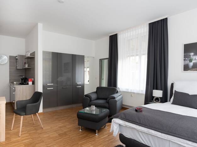 Studio zur Miete Wohnen auf Zeit 1.590 € 1 Zimmer 31 m² frei ab 01.08.2026 Mitte Berlin 10119