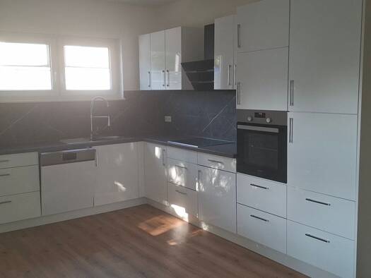 Terrassenwohnung zur Miete 1.250 € 4,5 Zimmer 90 m² Geschoss EG/2 frei ab sofort Heilbronn Heilbronn 74074