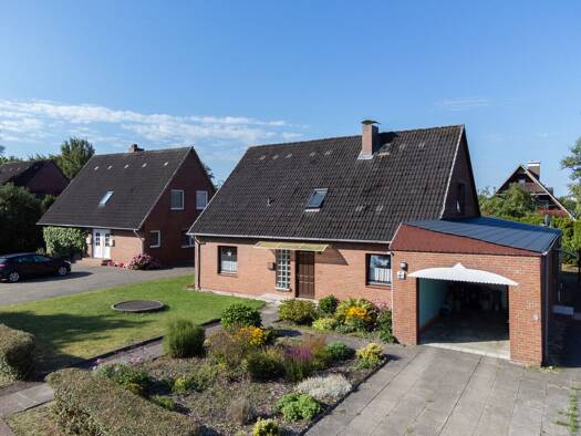 Einfamilienhaus zum Kauf 275.000 € 6 Zimmer 126,7 m² 807 m² Grundstück Herzhorn 25379