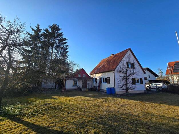 Einfamilienhaus zum Kauf 275.000 € 5 Zimmer 87,3 m² 681 m² Grundstück frei ab sofort Adalbert-Stifter-Straße 3 Garching Garching an der Alz 84518