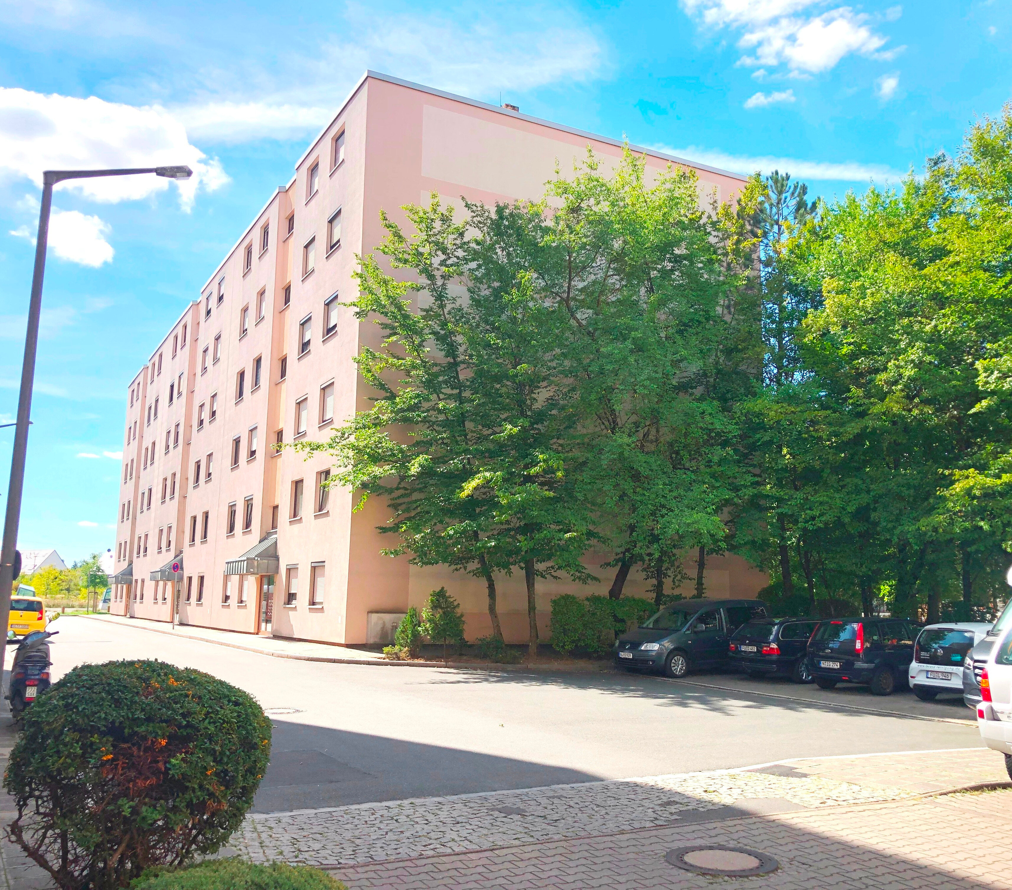 Wohnung zur Miete 1.160 € 3,5 Zimmer 97 m²<br/>Wohnfläche 5.<br/>Geschoss ab sofort<br/>Verfügbarkeit Züricher Straße 44 Großreuth bei Schweinau Nürnberg 90431