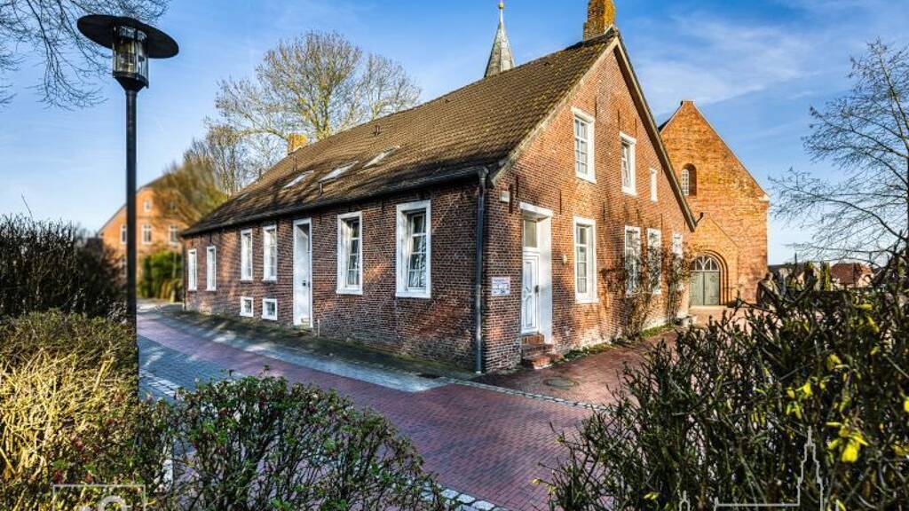 Mehrfamilienhaus zum Kauf 319.500 € 10 Zimmer 282 m² 265 m² Grundstück Bingum Leer (Ostfriesland) 26789