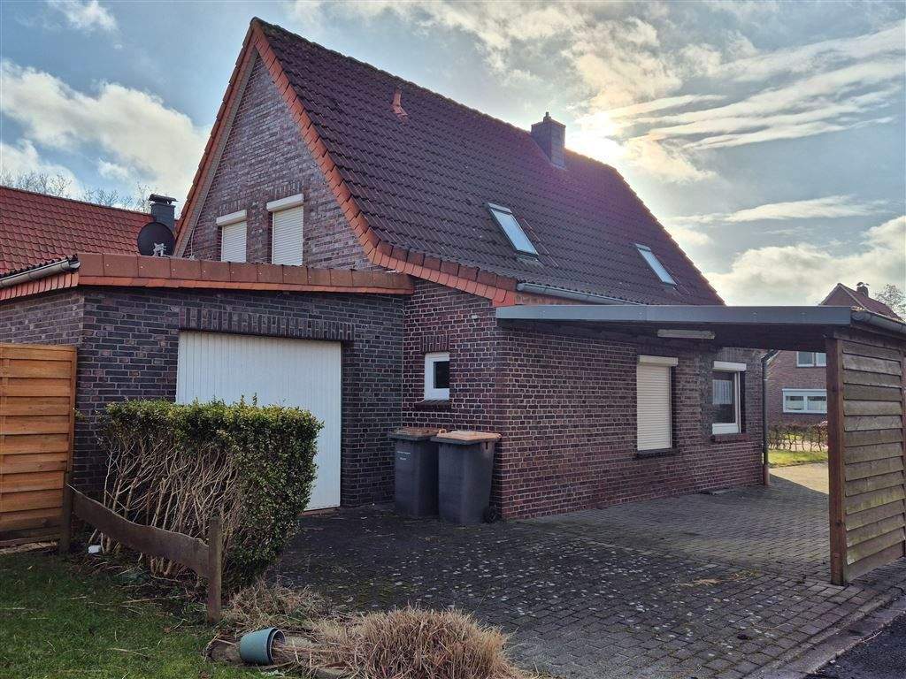 Immobilie in Wangerland - Solides und modernisiertes Einfamilienhaus in ruhiger Wohnlage - Bild 1