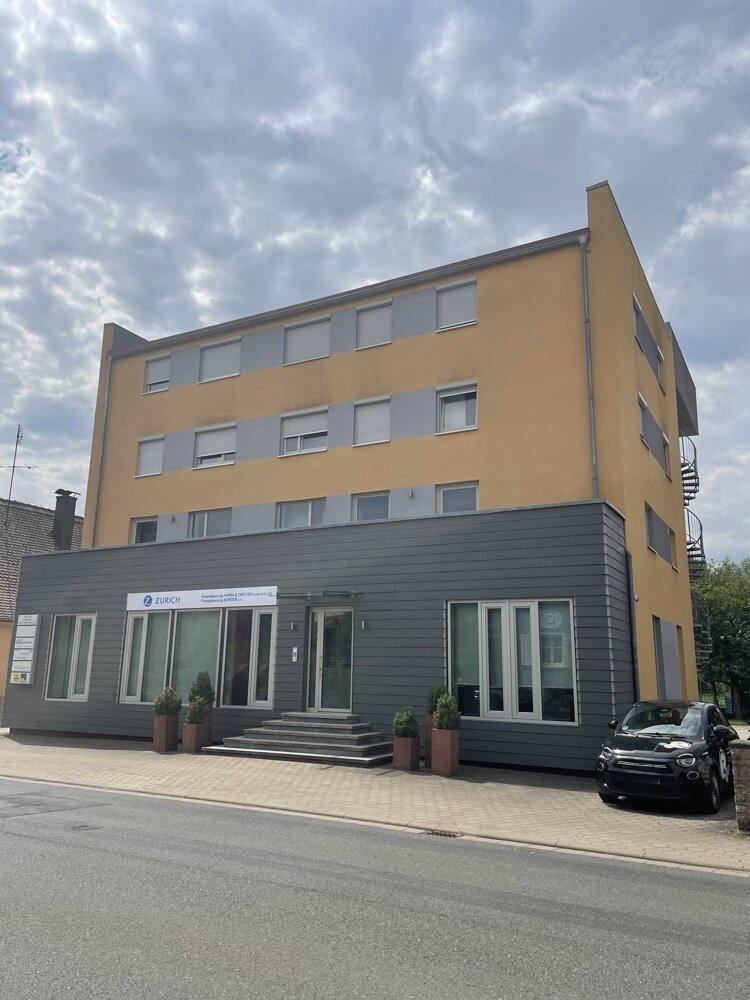 Wohnung zum Kauf provisionsfrei 245.000 € 5 Zimmer 178,4 m²<br/>Wohnfläche Thüngfeld Schlüsselfeld / Thüngfeld 96132