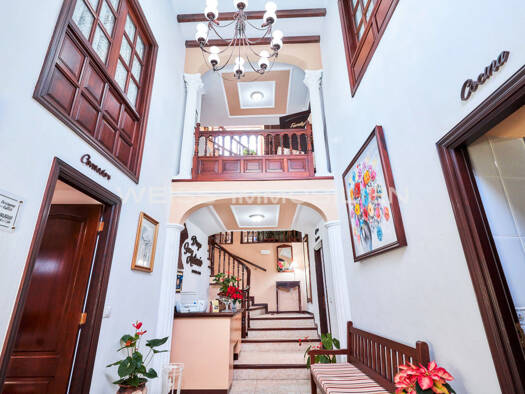 Mehrfamilienhaus zum Kauf provisionsfrei 1.300.000 € 14 Zimmer 552 m² 572 m² Grundstück Icod de los Vinos 38430