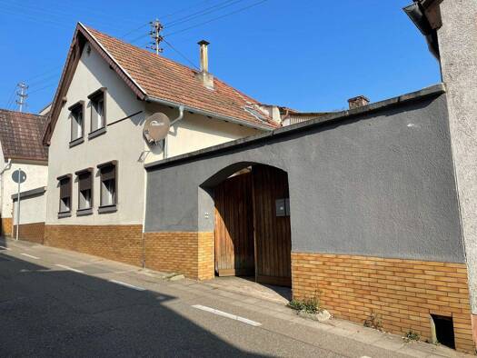 Mehrfamilienhaus zum Kauf als Kapitalanlage geeignet 229.000 € 4 Zimmer 95 m² 100 m² Grundstück Freiheitstraße 32 Hambach Neustadt an der Weinstraße 67434