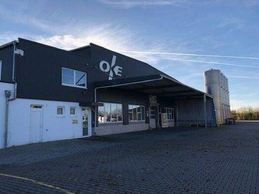 Halle/Industriefläche zum Kauf 1.390.000 € 4.000 m² Lagerfläche Coburg 96450