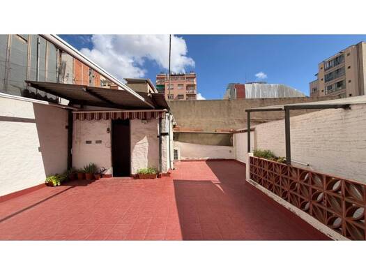 Villa zum Kauf 373.000 € 3 Zimmer 90 m² Barcelona 08026