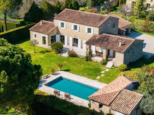 Einfamilienhaus zum Kauf 1.190.000 € 8 Zimmer 258 m² Gordes 84220