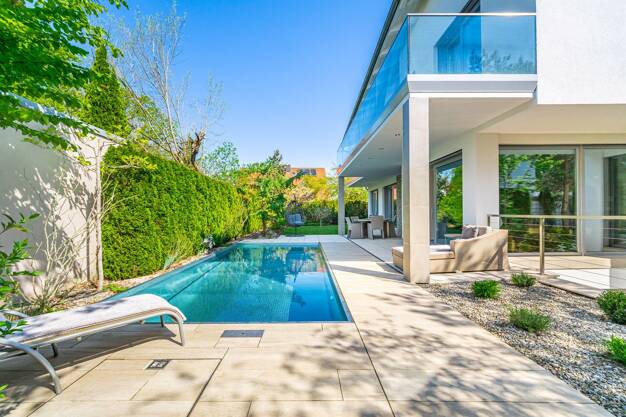 Villa zum Kauf 2.850.000 € 5 Zimmer 308,2 m² 546 m² Grundstück Unterpfaffenhofen Germering 82110