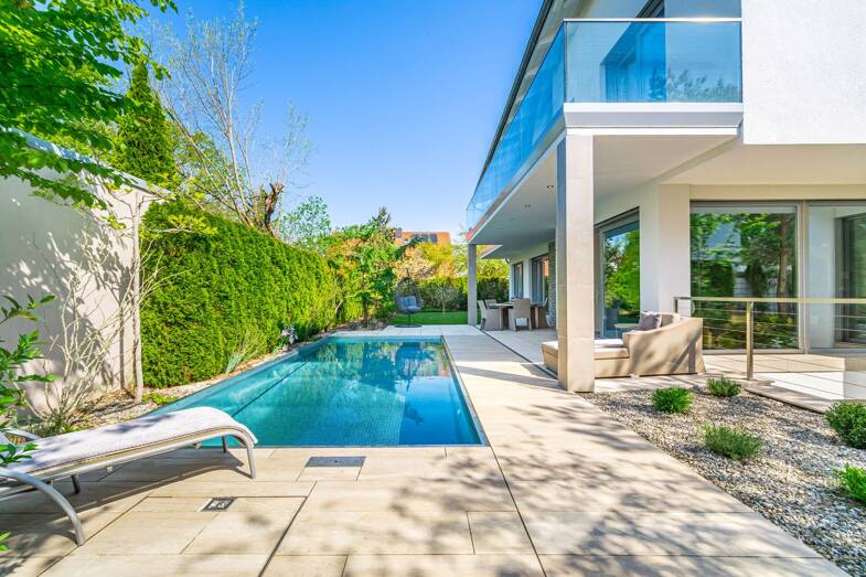 Villa zum Kauf 2.850.000 € 5 Zimmer 308,2 m² 546 m² Grundstück Unterpfaffenhofen Germering 82110