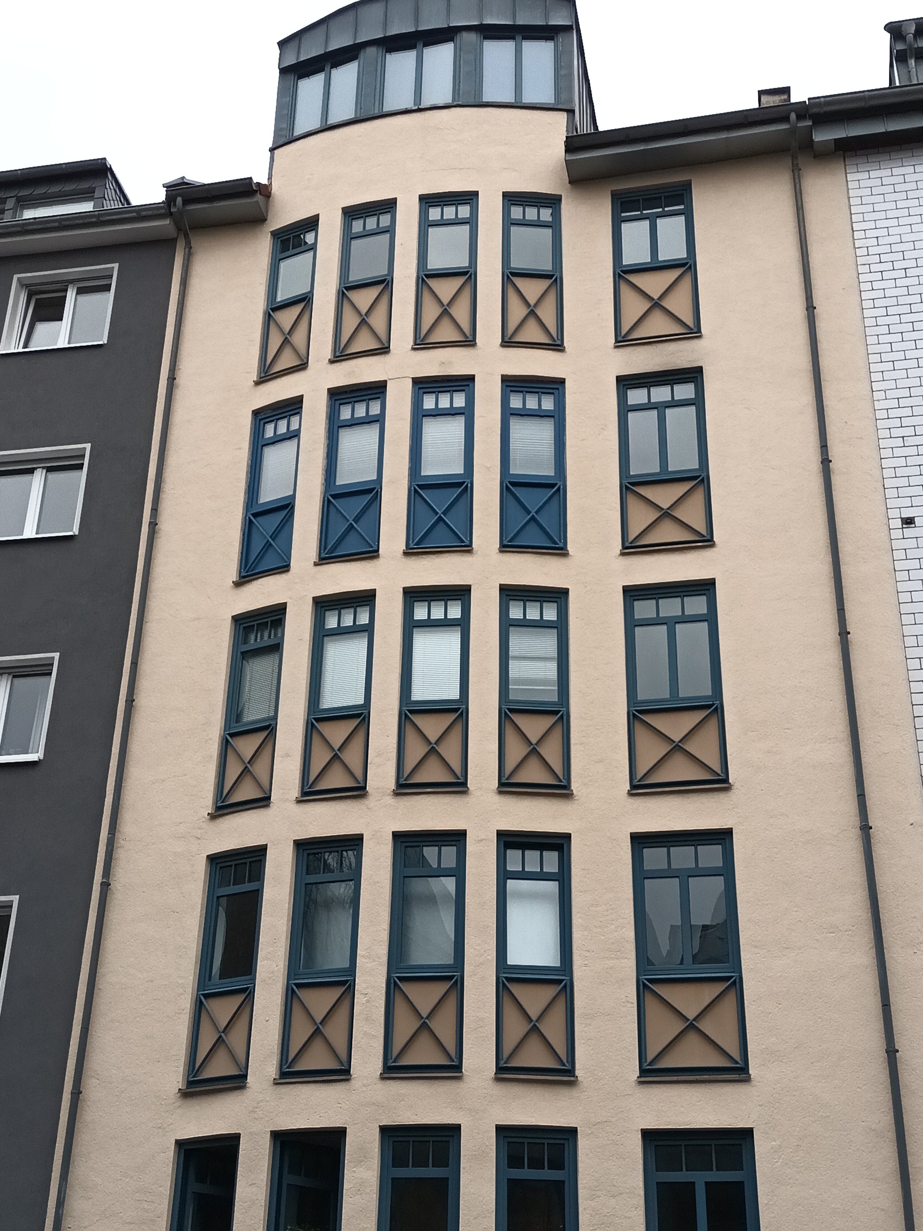 Wohnung zum Kauf als Kapitalanlage geeignet 329.000 € 2 Zimmer 62 m²<br/>Wohnfläche Krefelder Str. Neustadt - Nord Köln 50670