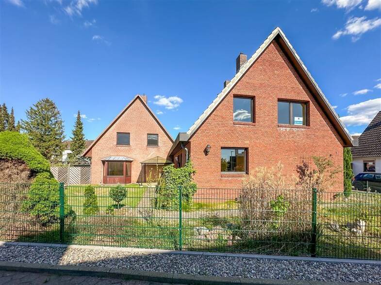 Einfamilienhaus zum Kauf 545.000 € 5 Zimmer 105 m² frei ab sofort Mölln 23879