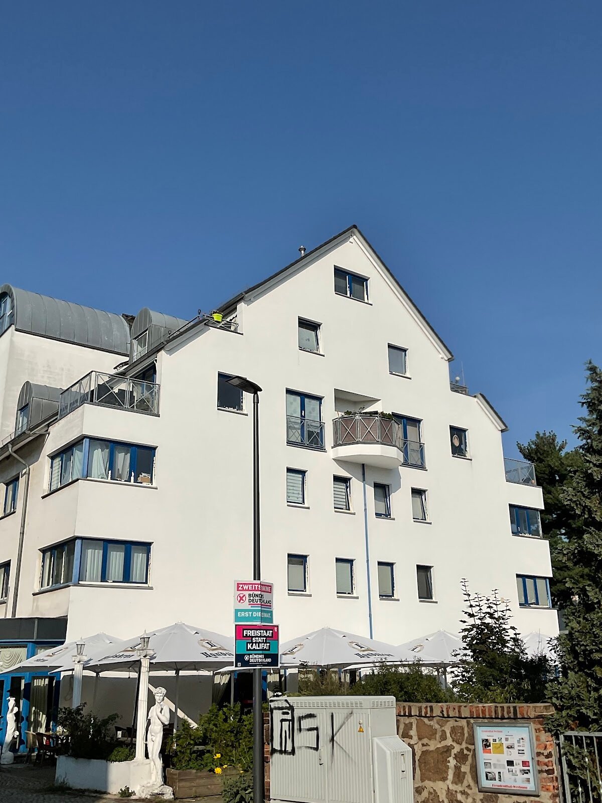 Wohnung zur Miete 619 € 3 Zimmer 82 m²<br/>Wohnfläche 2.<br/>Geschoss Gutenbergstr. 2a Radebeul 01445