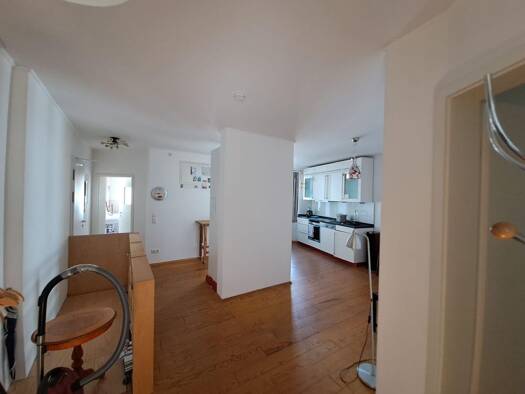 Wohnung zur Miete 700 € 2,5 Zimmer 58 m² Geschoss 1/4 frei ab sofort Innenstadt Lübeck 23552