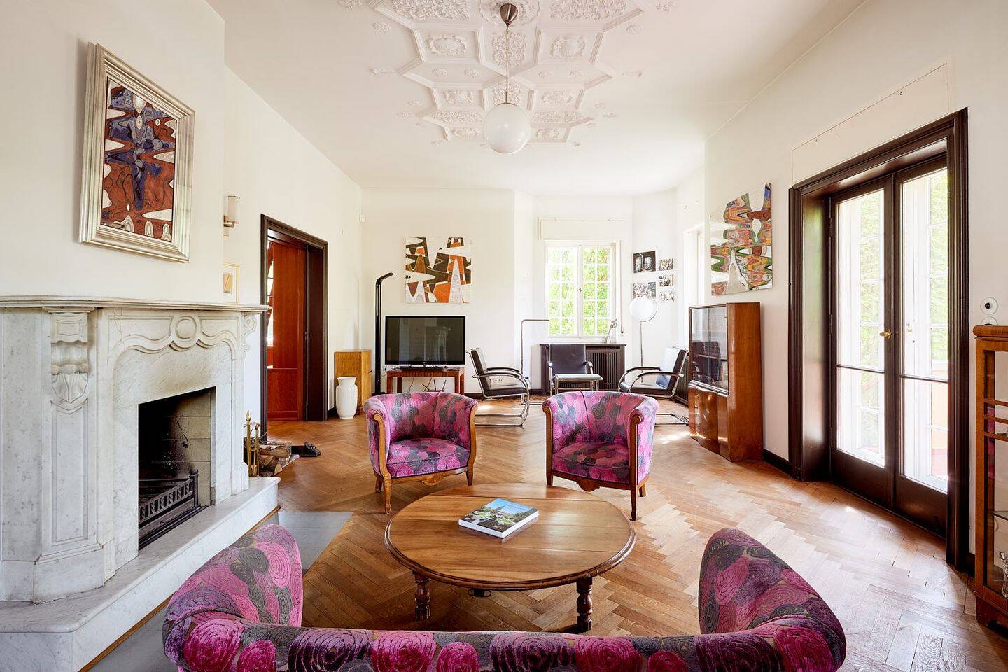 Property thumbnail 2