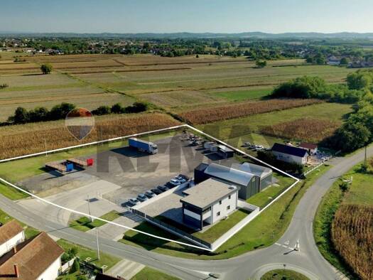 Einfamilienhaus zum Kauf - Erstbezug 1.150.000 € 4 Zimmer 376 m² Pitomača 33405