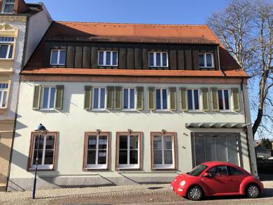 Wohnung zur Miete 400 € 2 Zimmer 54 m² 2. Geschoss frei ab sofort Markt 10, WE 04 Rötha Rötha 04571