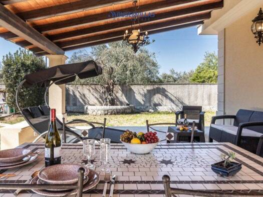 Haus zum Kauf 550.000 € 368 m² Avola 96012