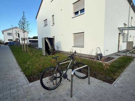 Wohnung zur Miete 1.090 € 3 Zimmer 88 m² Geschoss 1/2 frei ab 01.01.2027 Stauf Neumarkt in der Oberpfalz 92318