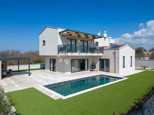 Haus zum Kauf 850.000 € 5 Zimmer 198 m² Sveti Lovrec Lovreć