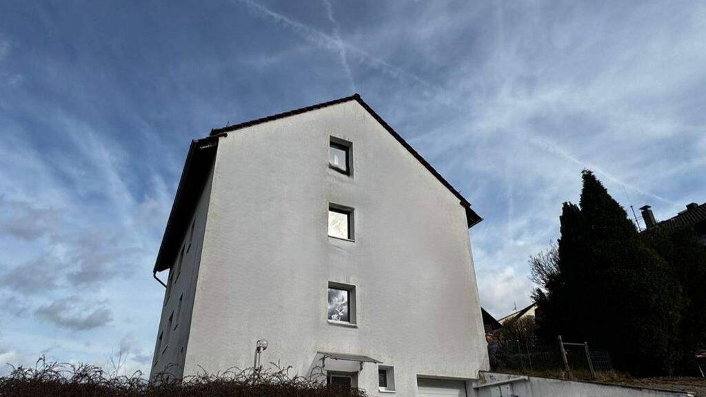 Einfamilienhaus zur Miete 2.800 € 7 Zimmer 210 m² 552 m² Grundstück frei ab sofort Bad Schwalbach 65307