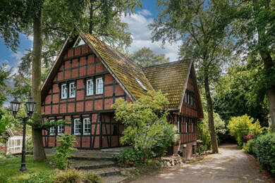 Einfamilienhaus zum Kauf 739.000 € 5 Zimmer 205 m² 692 m² Grundstück Schwarzenbek 21493