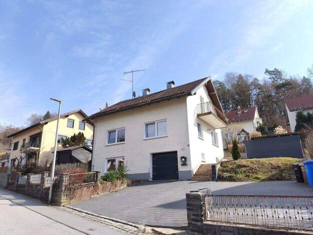 Haus zum Kauf 215.000 € 6 Zimmer 125 m² 680 m² Grundstück Seebach Deggendorf / Seebach 94469