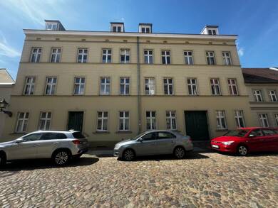 Wohnung zur Miete 718 € 2 Zimmer 79,7 m² 2. Geschoss Neuruppin Neuruppin 16816