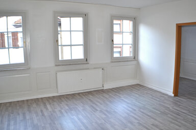 Wohnung zur Miete 600 € 2 Zimmer 74 m² 2. Geschoss frei ab sofort Neuenbürg Neuenbürg 75305