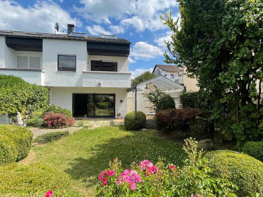 Haus zum Kauf 630.000 € 4 Zimmer 143 m² 230 m² Grundstück Böblingen 71032