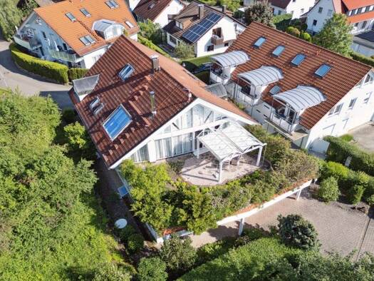 Einfamilienhaus zum Kauf 1.090.000 € 9 Zimmer 259,9 m² 559 m² Grundstück Steinenbronn 71144