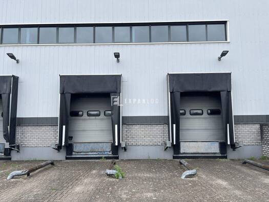 Lagerhalle zur Miete 1.380 m² Lagerfläche teilbar ab 780 m² Eil Köln 51145